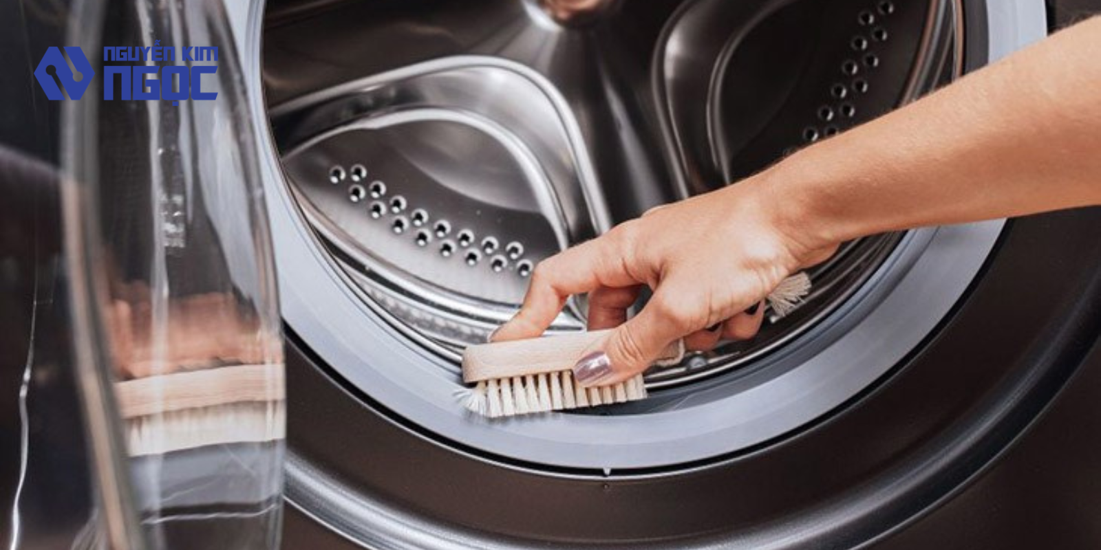 Những Dấu Hiệu Máy Giặt Cần Vệ Sinh Lồng Giặt Bạn Nên Biết?