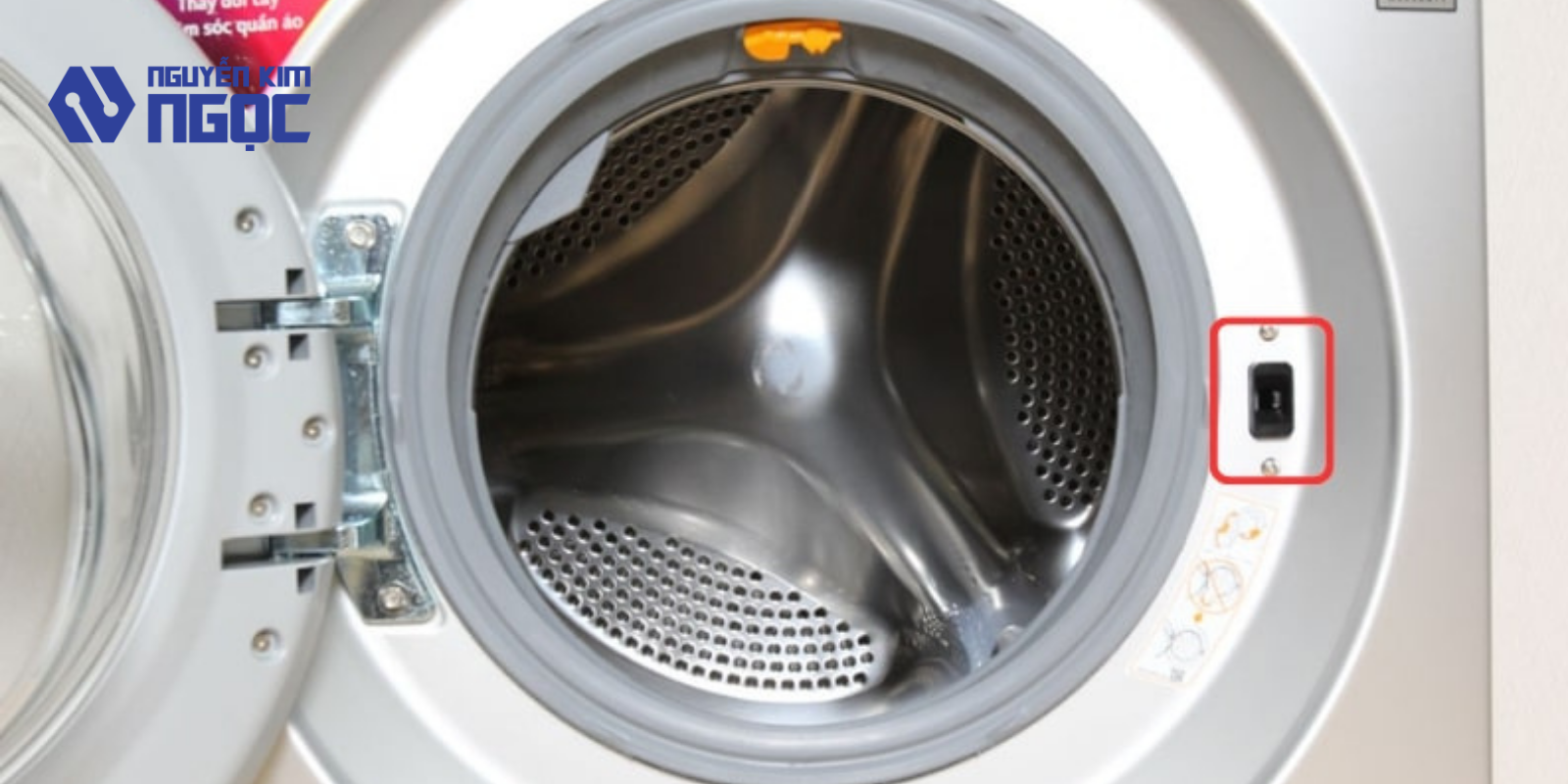 Máy Giặt Bị Khóa Cửa Không Mở Được