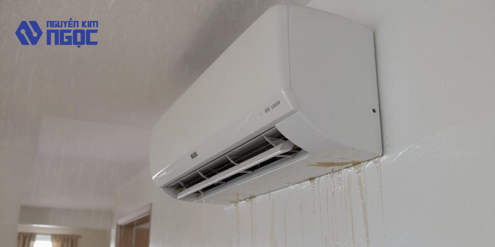 Máy lạnh chảy nước trong phòng có nguy hiểm không?