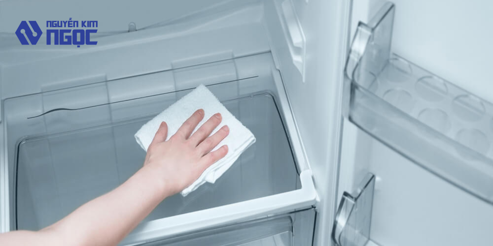 Tủ Lạnh Bị Đọng Nước Bên Trong Xử Lý Thế Nào?